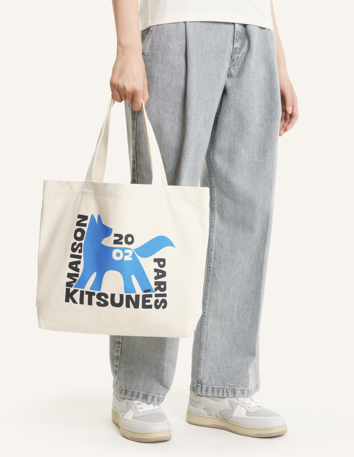 GALLERY FOX TOTE