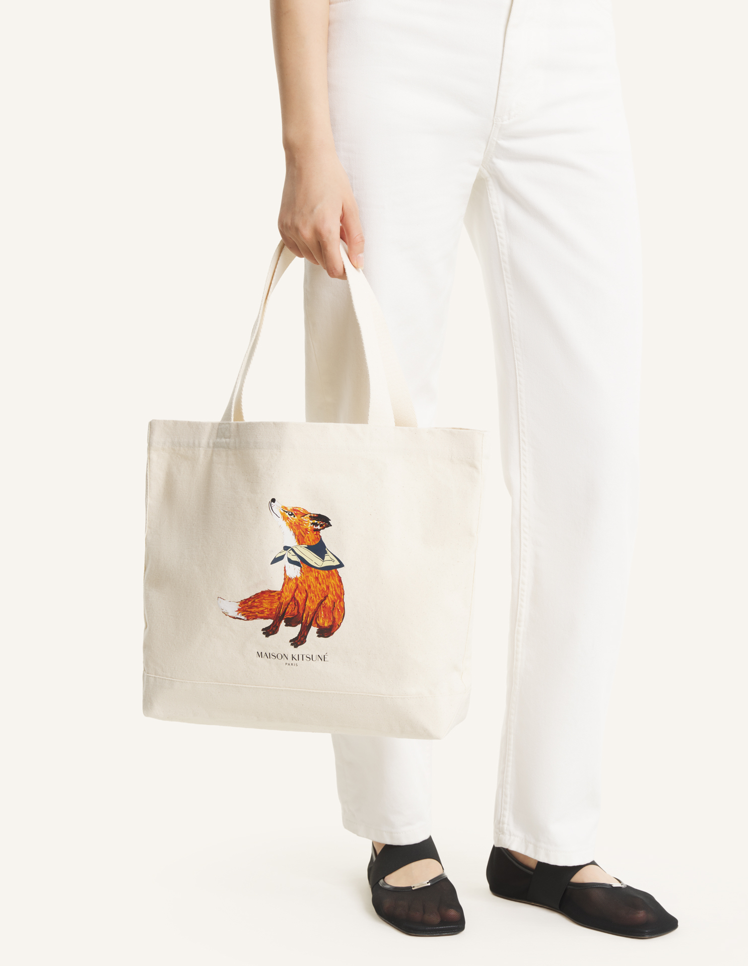 DREAMING FOX TOTE