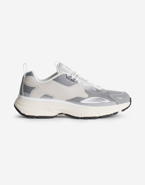 SORA RUNNERS | Maison Kitsuné