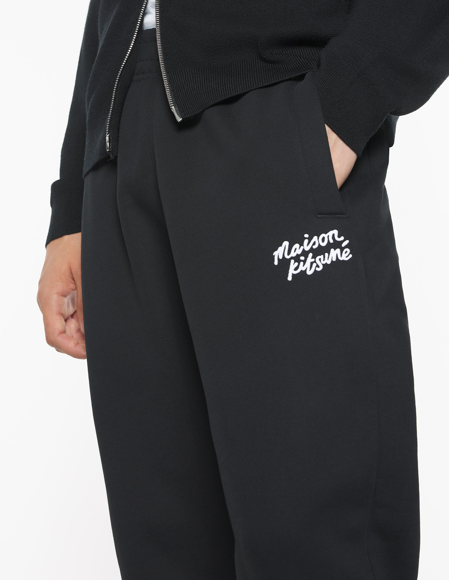 MAISON\u0020KITSUNE\u0020HANDWRITING\u0020COMFORT\u0020JOG\u0020PANTS