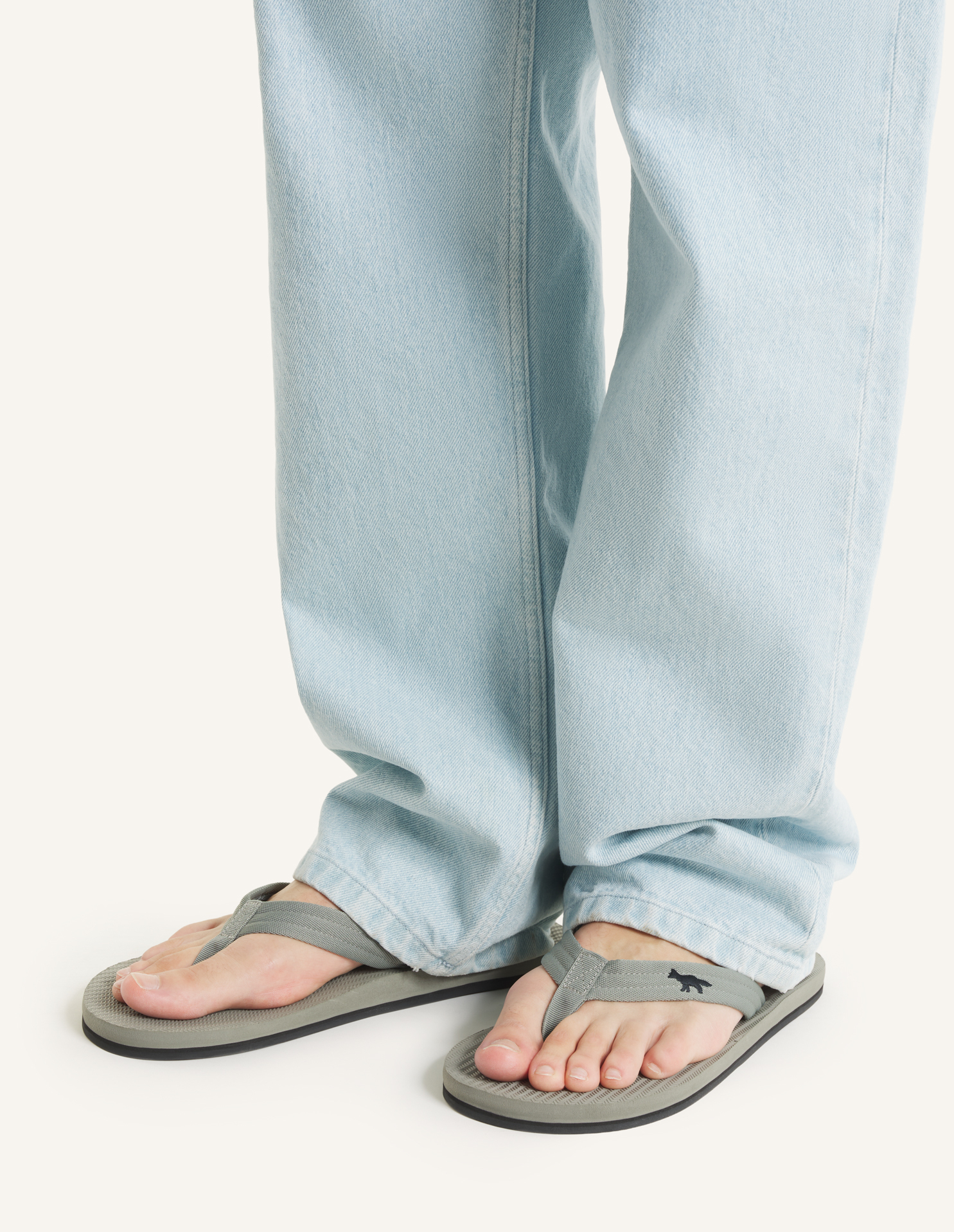 MAISON\u0020KITSUNE\u0020x\u0020INDOSOLE\u0020EASY\u0020LIVING