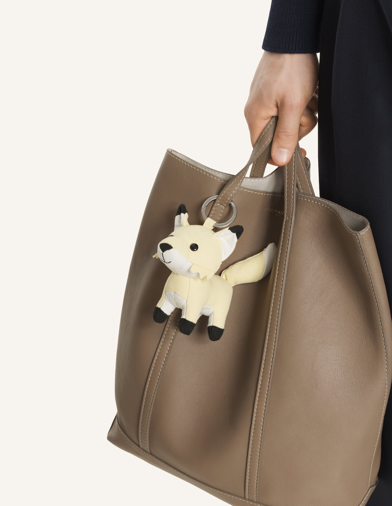 FOX\u0020BAG\u0020CHARM