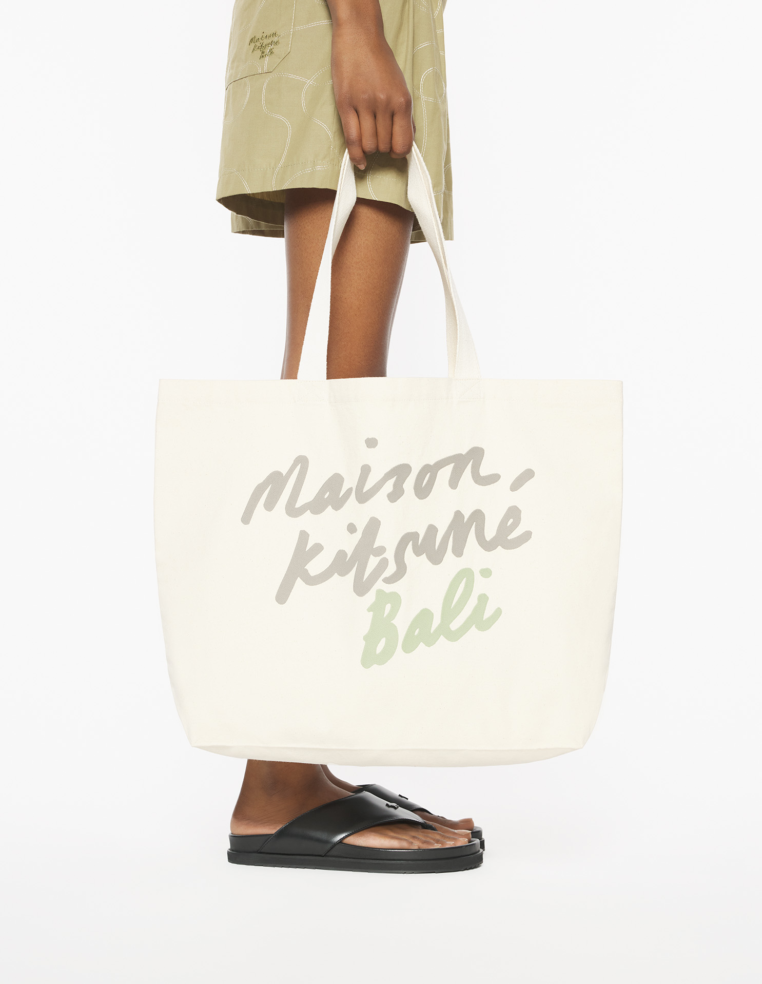 MAISON\u0020KITSUNE\u0020BALI\u0020TOTE\u0020BAG