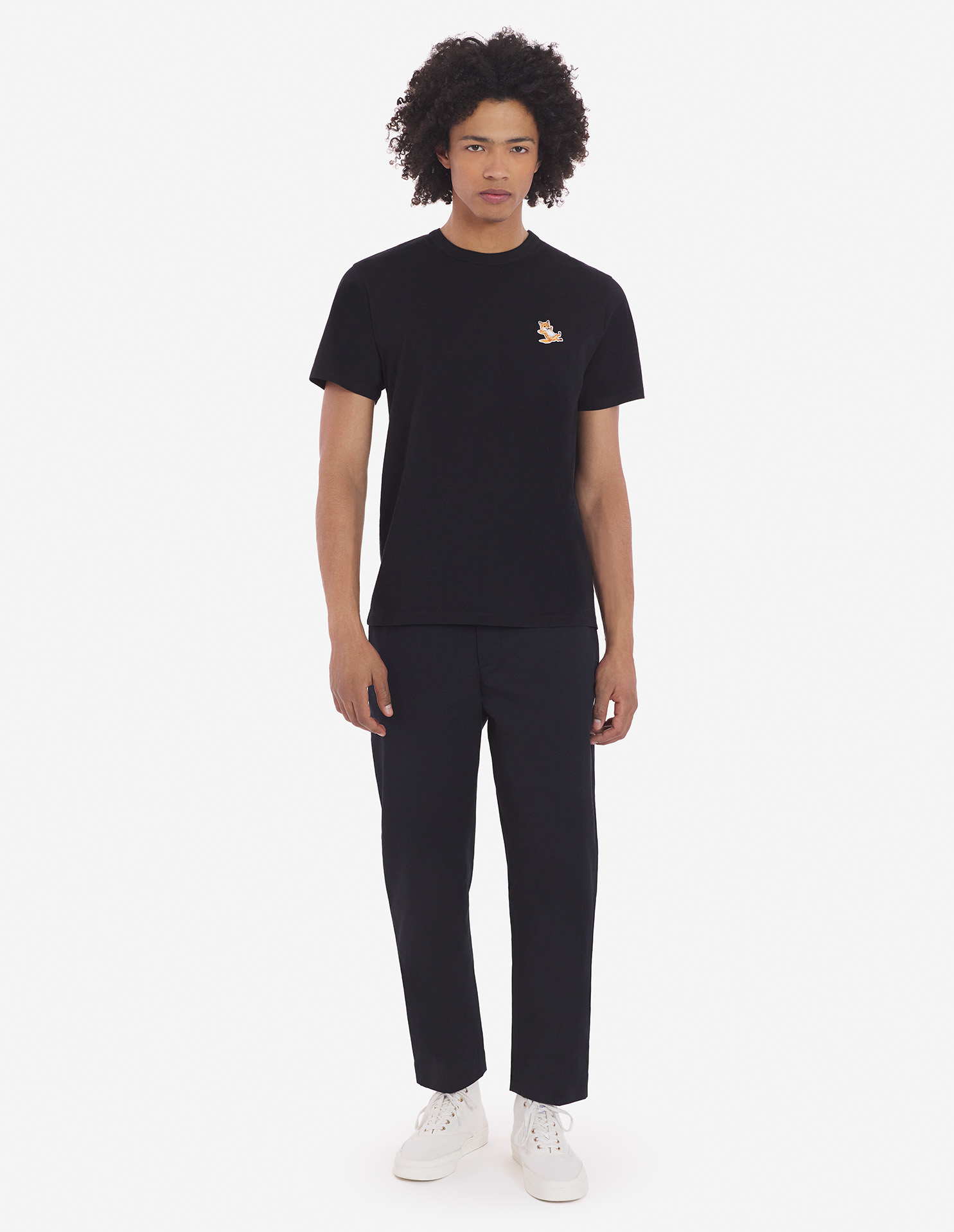 CHILLAX FOX PATCH CLASSIC TEE-SHIRT | Maison Kitsuné