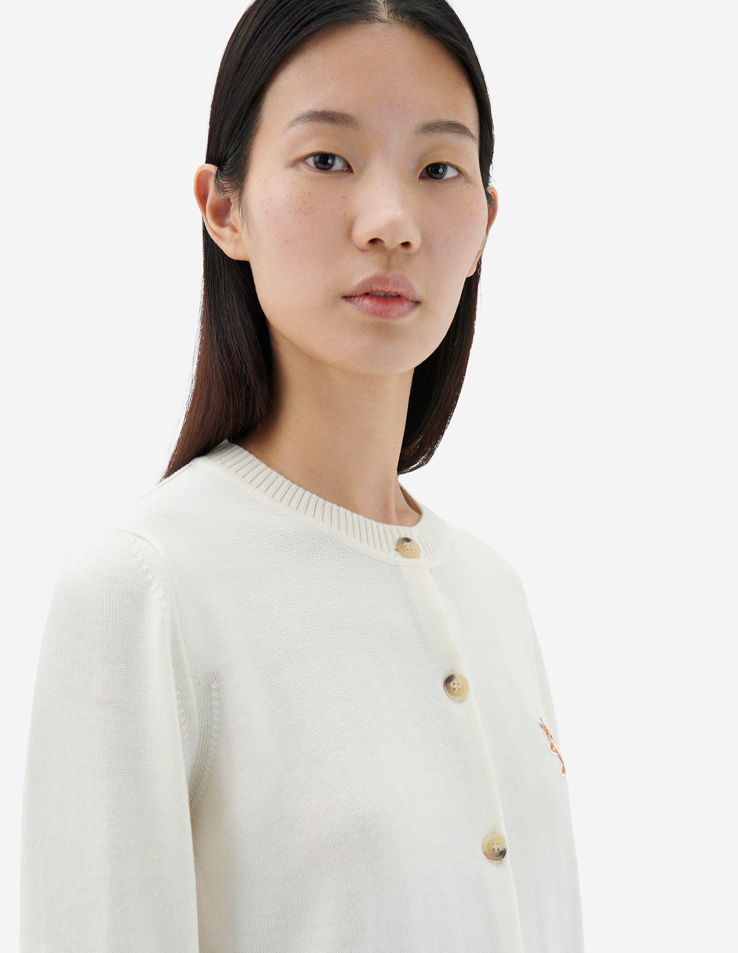 CHILLAX FOX PATCH ADJUSTED R-NECK CARDIGAN | Maison Kitsuné CHILLAX FOX PATCH ADJUSTED R-NECK CARDIGAN | Maison Kitsuné
