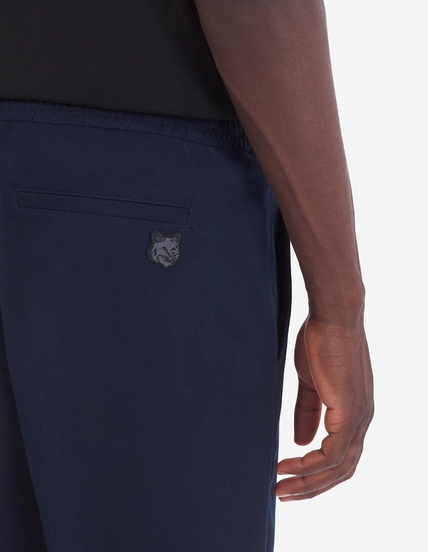 CITY PANTS IN COTTON GABARDINE WITH BOLD FOX HEAD PATCH | Maison