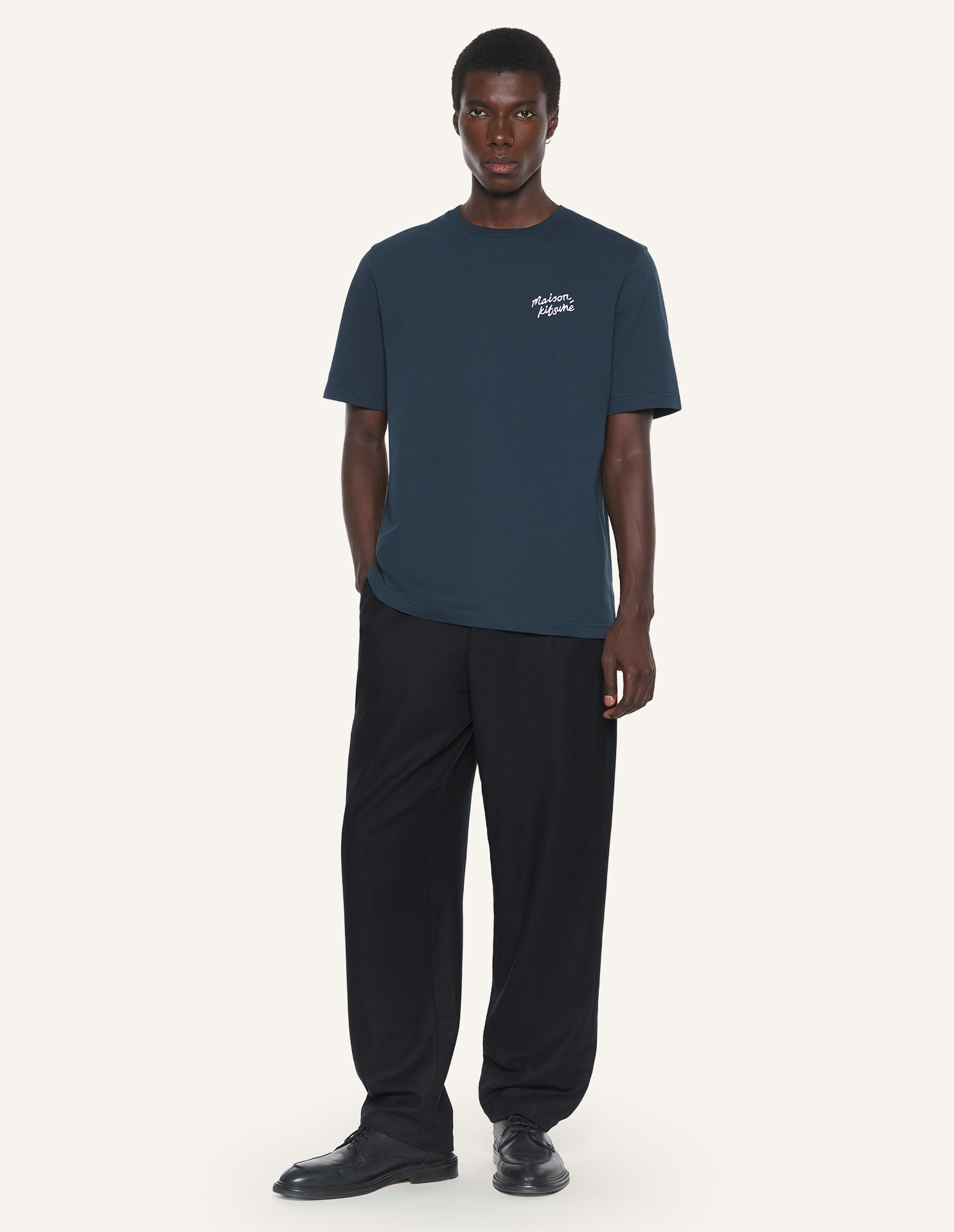 MAISON\u0020KITSUNE\u0020HANDWRITING\u0020COMFORT\u0020TEE\u002DSHIRT
