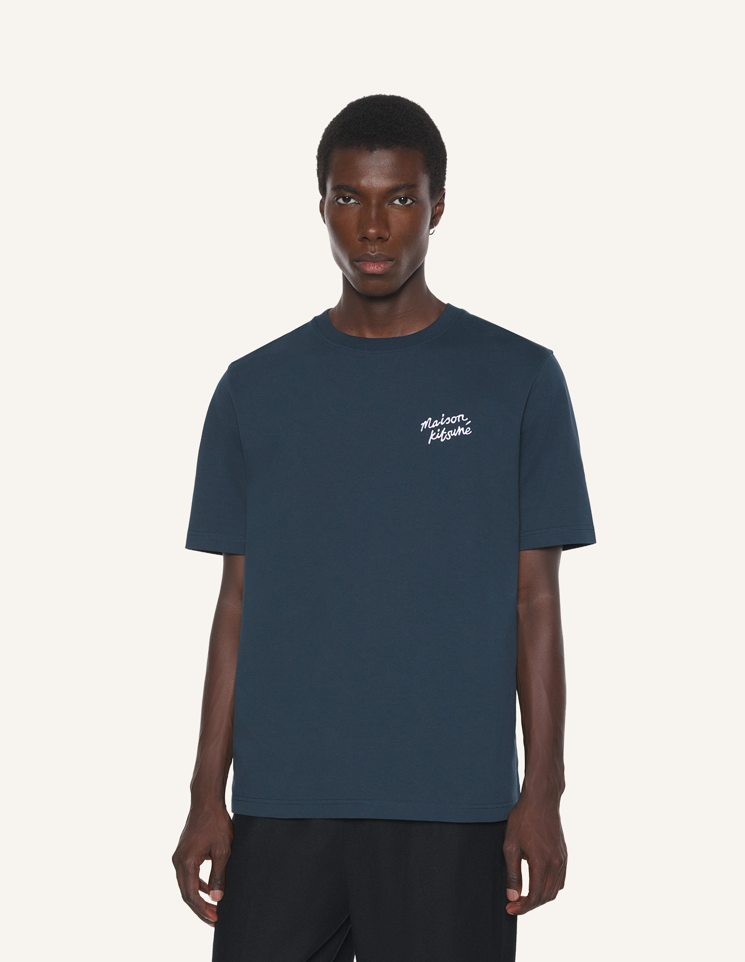 MAISON\u0020KITSUNE\u0020HANDWRITING\u0020COMFORT\u0020TEE\u002DSHIRT