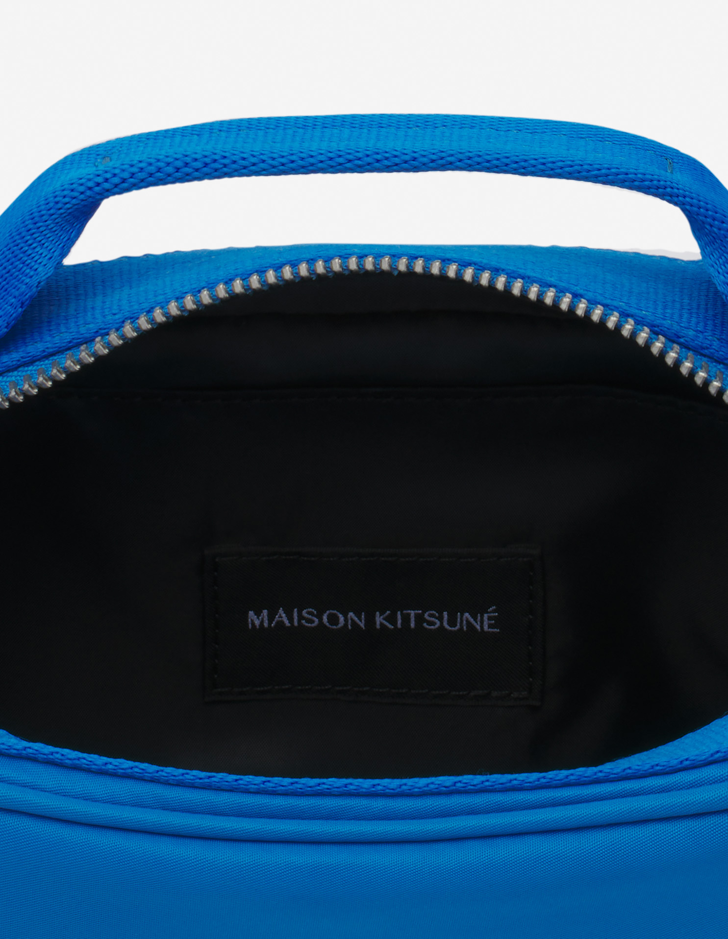 THE\u0020TRAVELLER\u0020BUMBAG