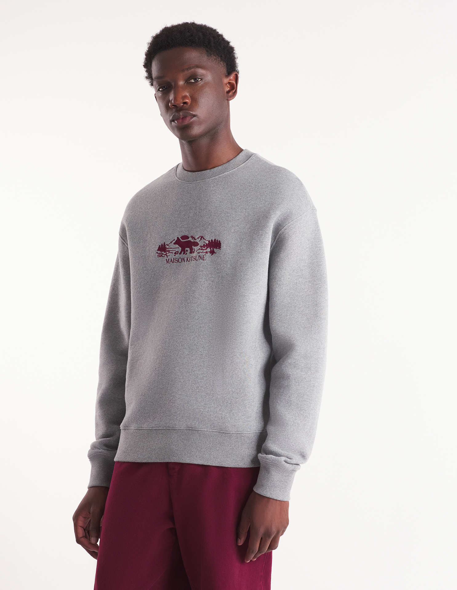 OUTDOOR PROFILE FOX COMFORT SWEATSHIRT | Maison Kitsuné