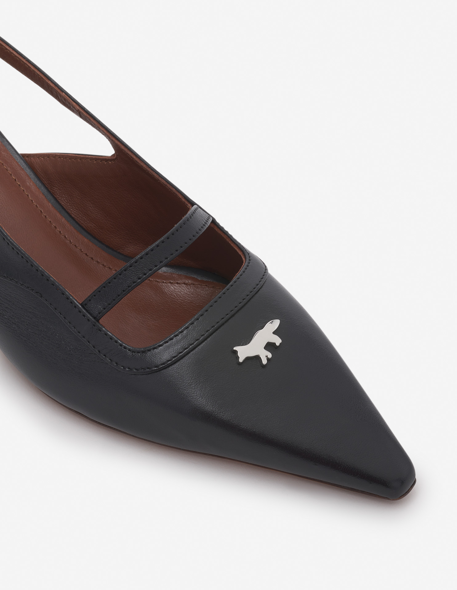 LEATHER POINTY SLING BACK | Maison Kitsuné