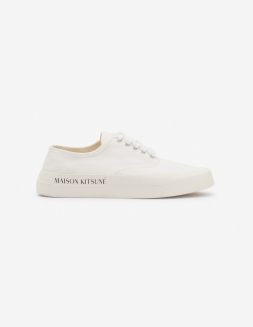 Maison kitsune white hotsell canvas sneakers