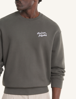 Sweatshirt & hoodie fits - Comfort to Oversize | Maison Kitsuné