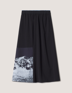 Dresses & Skirts - Feminine & elegant styles | Maison Kitsuné