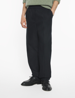 【新品タグ付き】MAISON KITSUNÉ ブラック カジュアルパンツ Maison Kitsuné メンズ パンツ | SSENSE 日本