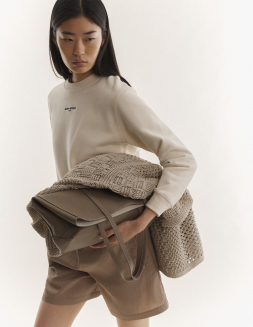 レディース コレクション | メゾン キツネ(Maison Kitsuné) 公式