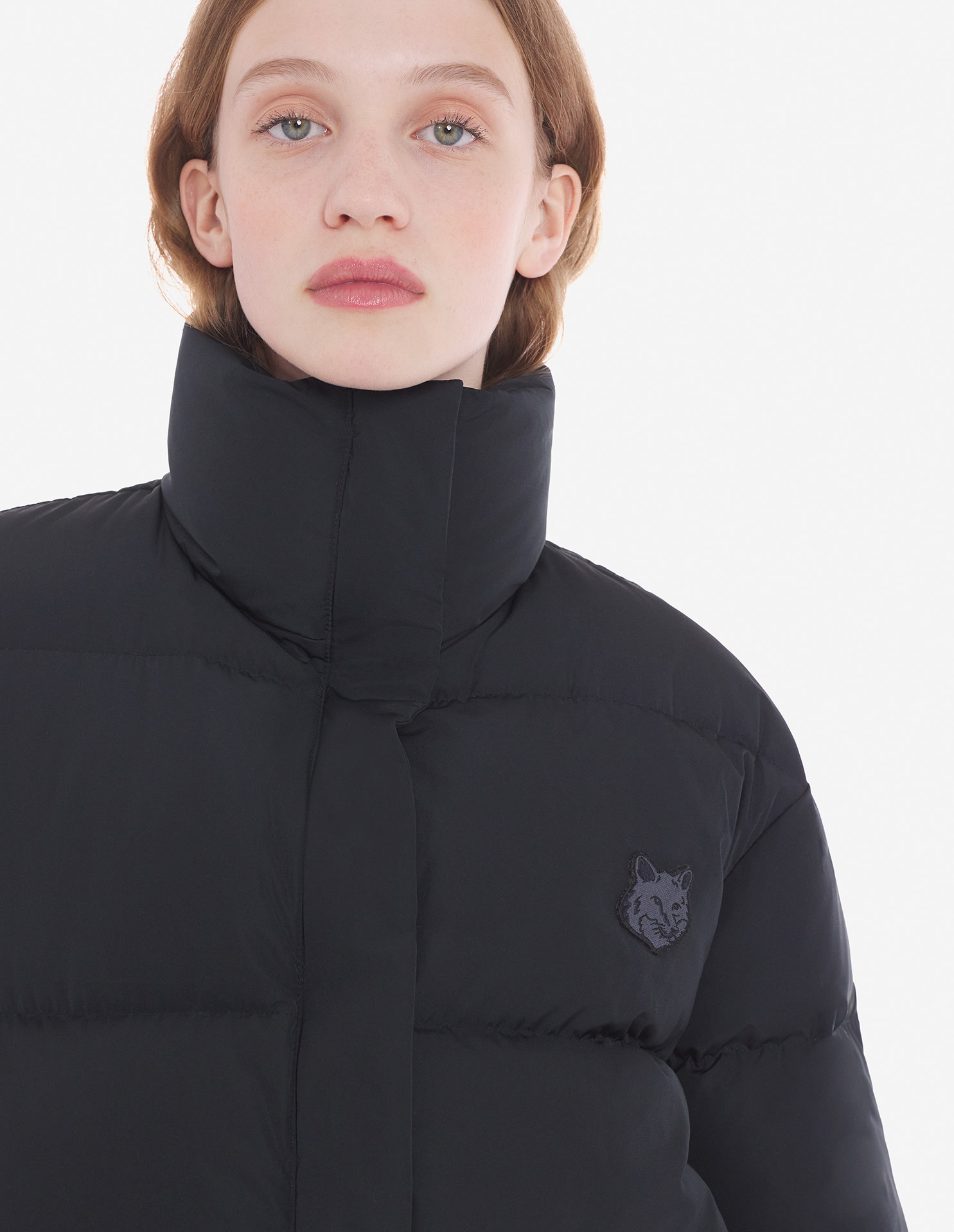 CROPPED PUFFER IN NYLON WITH BOLD FOX HEAD PATCH | Maison Kitsuné