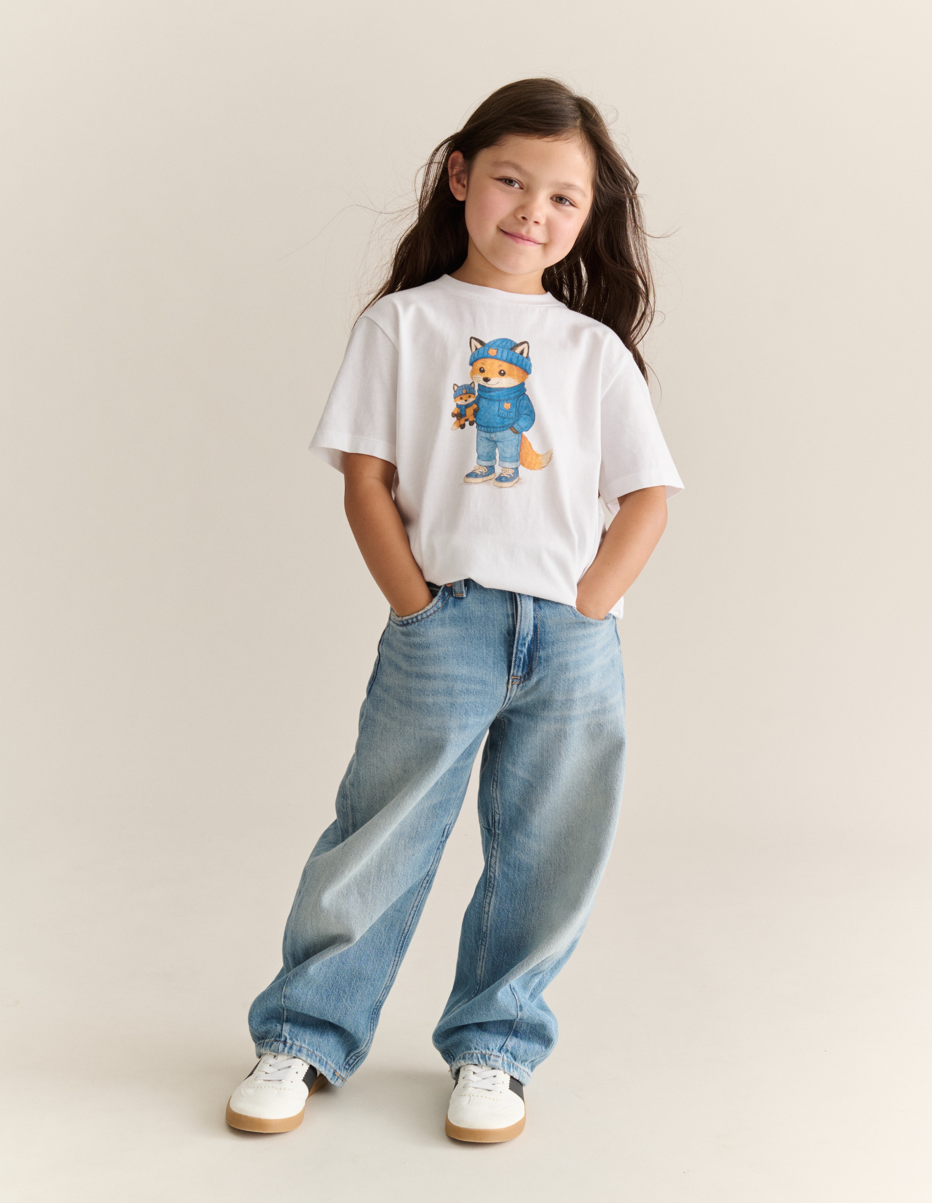 WINTER DRESSED KIDDY FOX KID TEE-SHIRT