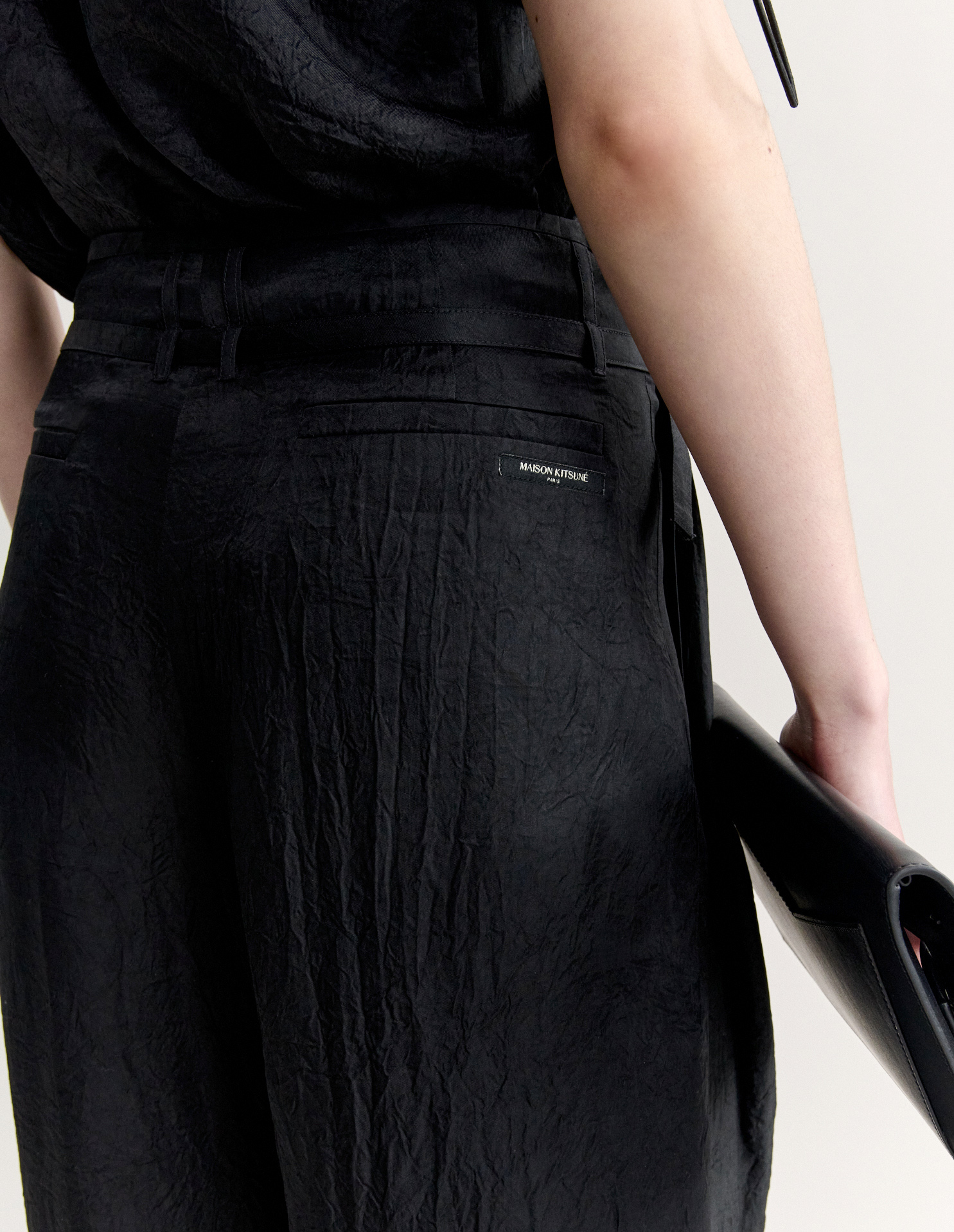 FESTIVE FLUID PANTS