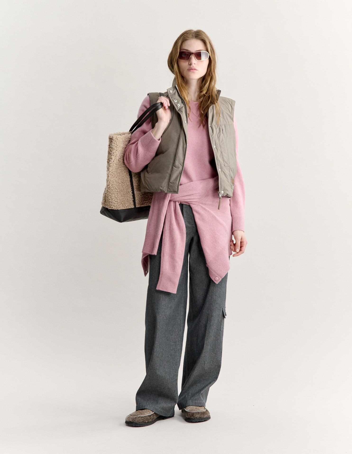SLEEVELESS PUFFER