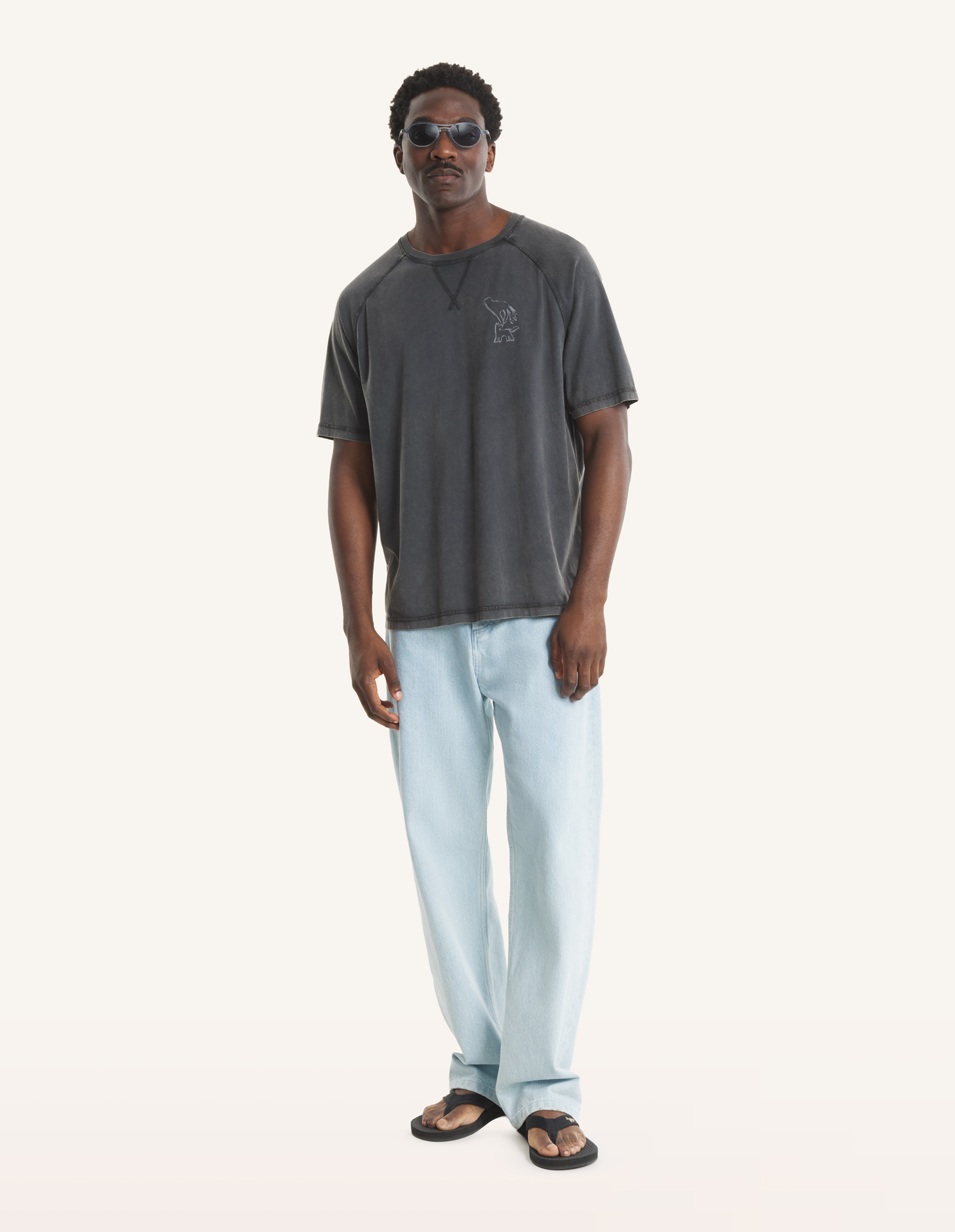 FOUNTAIN STAMP FADED COMFORT TEE-SHIRT