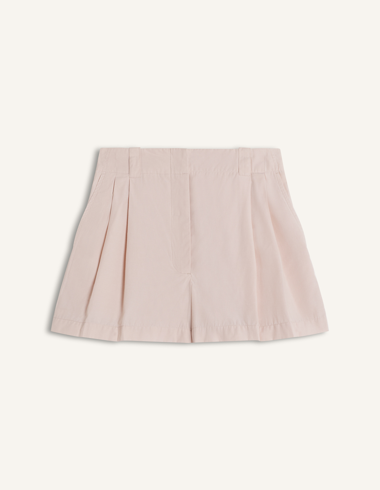 CASUAL PLEATED SHORTS