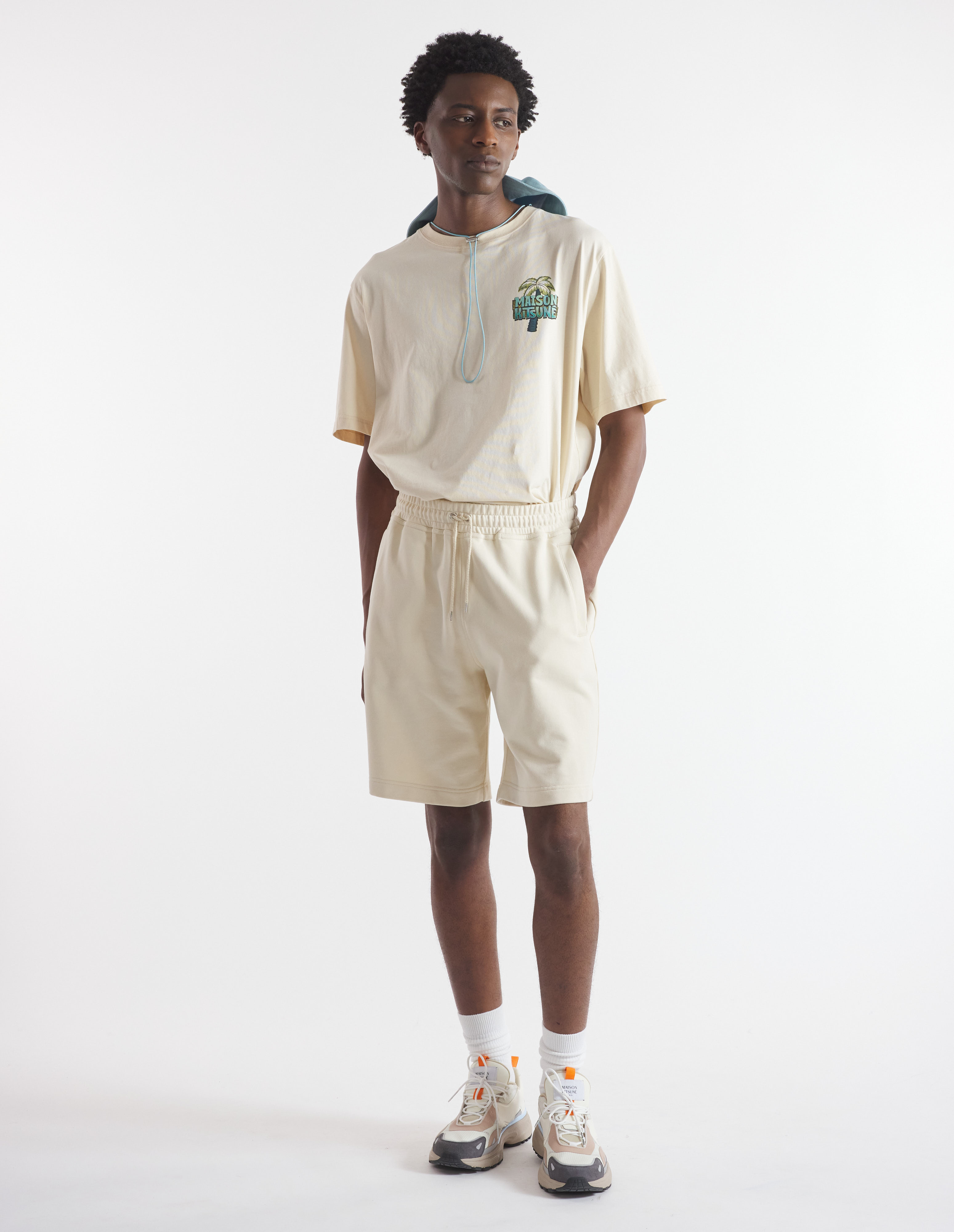 6-18 MAISON KITSUNE BEACH CLUB OVERSIZE JOG SHORT