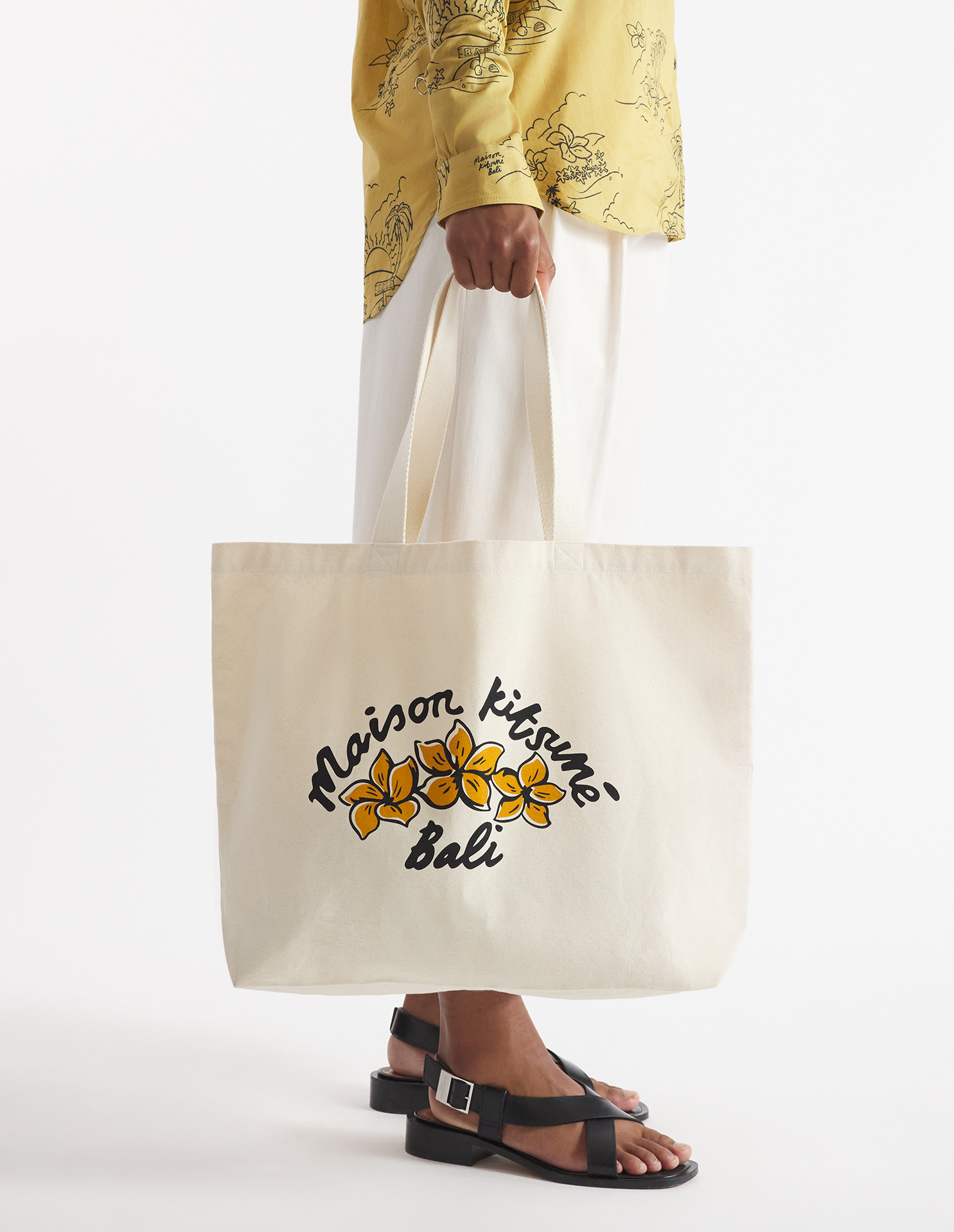 BALI FLOWERS TOTE