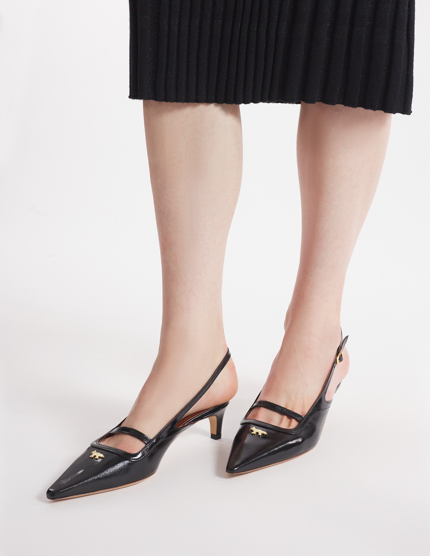 FESTIVE LEATHER POINTY SLING BACK